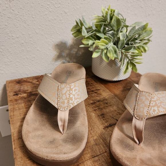 Spenco Size 9D Women's Hampton Suede Flip-Flop‎ Sandals - Picture 3 of 11